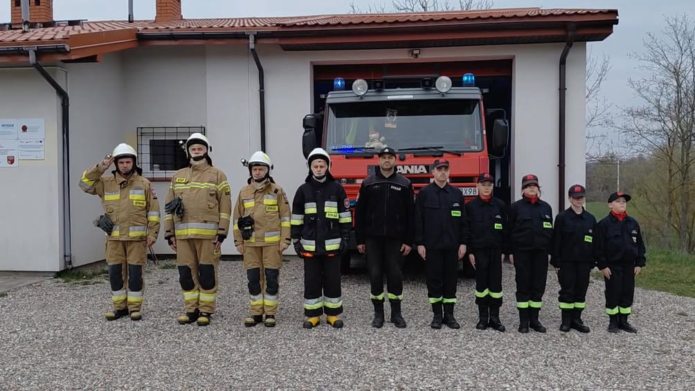 Śmierć naczelnika OSP Trąbki w wypadku drogowym