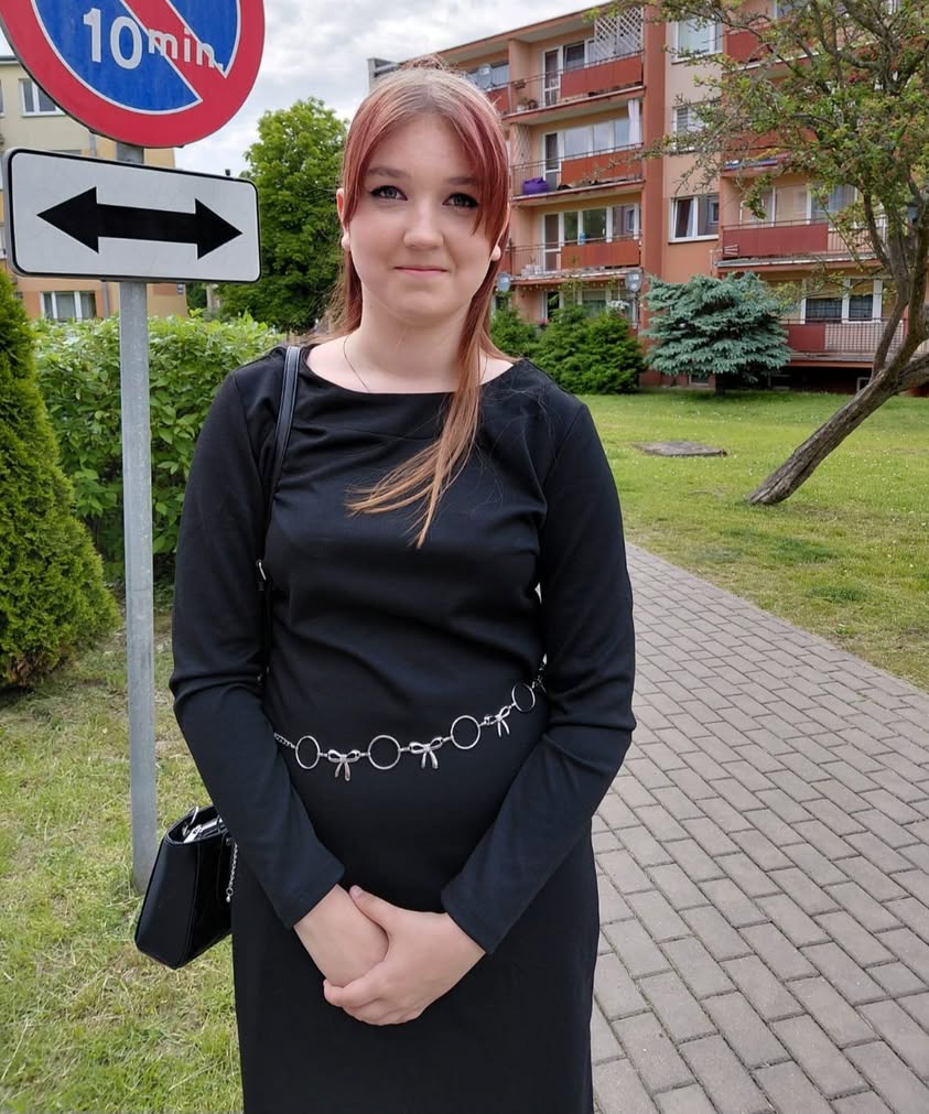Zaginięcie 16-letniej Julii Wróbel – policja prosi o pomoc w poszukiwaniach